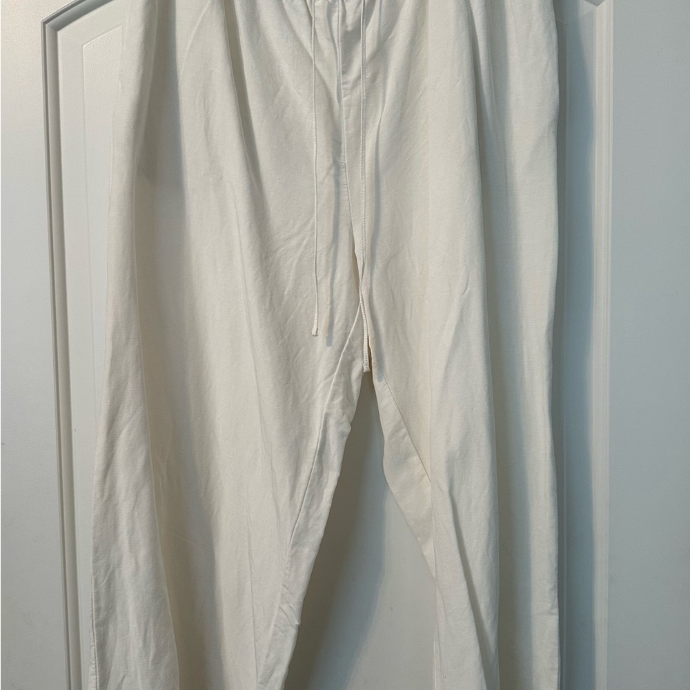 H&M Cream Capris